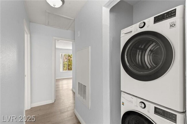 Building Photo - Stylish 2 Bedroom Condo in 89145