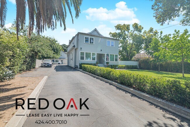 Building Photo - 470 Cypress Ave