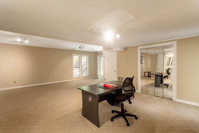 Building Photo - Contemporary East Cobb Home in Pope School...