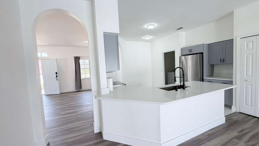 Building Photo - 906 Berwick Dr