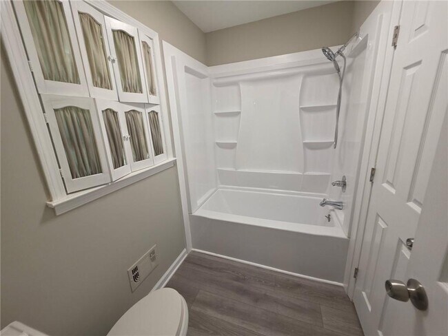 Building Photo - 4886 Candlewood Ln