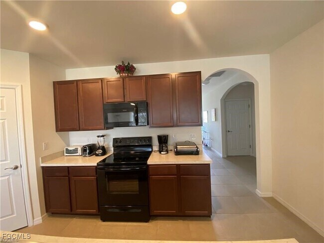 Building Photo - 10531 Canal Brook Ln