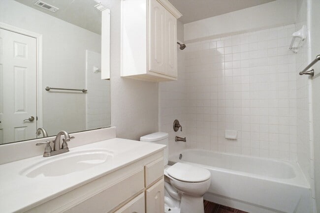 Building Photo - Beautiful North Fort Worth Home