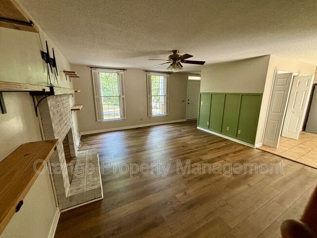 Building Photo - 193 Heather Dr