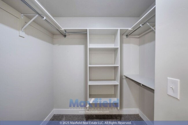 Building Photo - Great Townhome in Lehi - 3BD - 2BTH - 2GAR - Clubhouse & Pool.