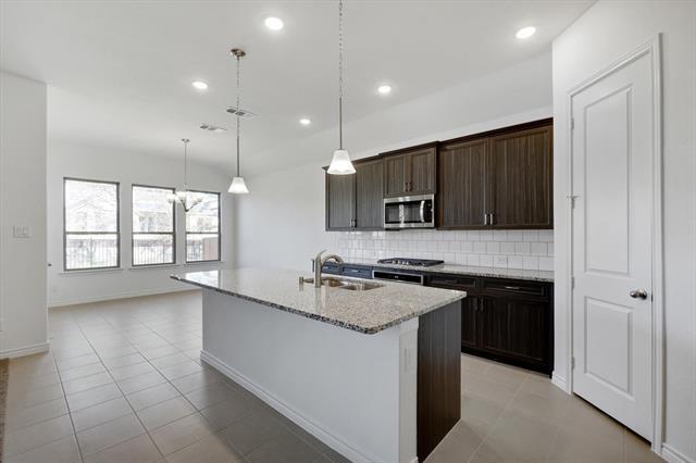 Building Photo - 4732 Mission Ct