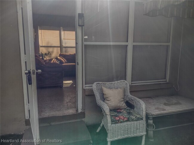 Building Photo - 10512 US-98