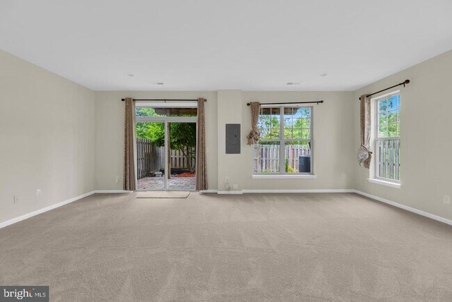 Building Photo - 25284 Arrowroot Terrace