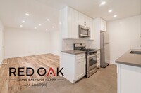 Building Photo - 1841 S Manhattan Pl