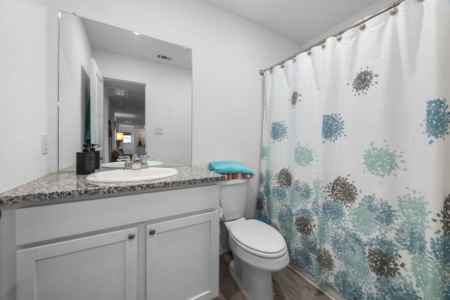 Building Photo - 7415 Donkey Vly