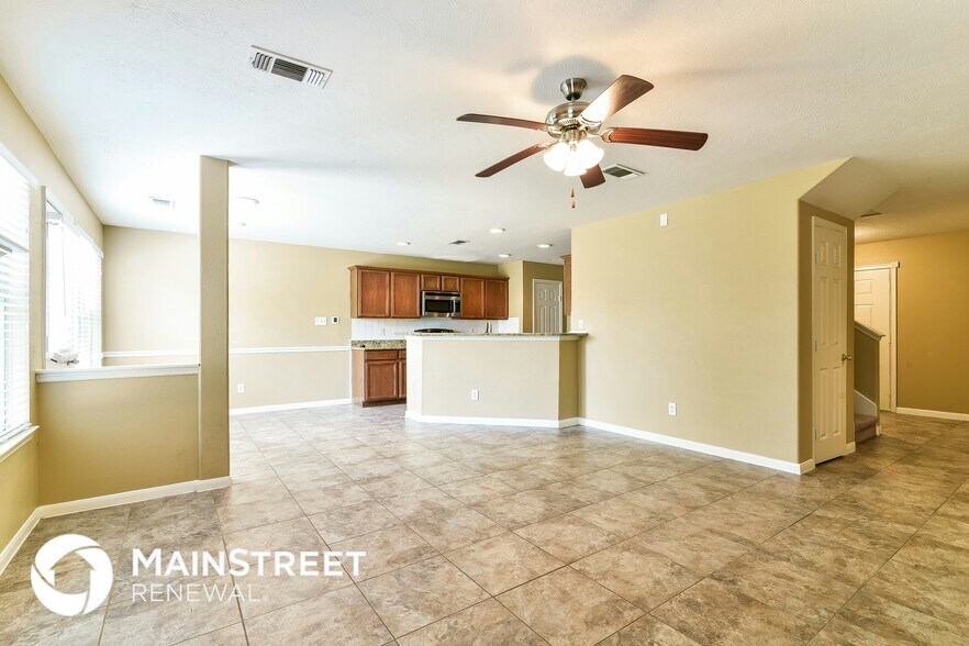 Building Photo - 18415 Green Cypress Ct