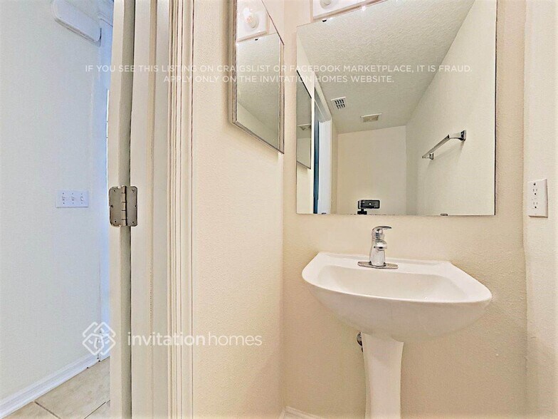 Building Photo - 2414 Palmetto Ridge Cir