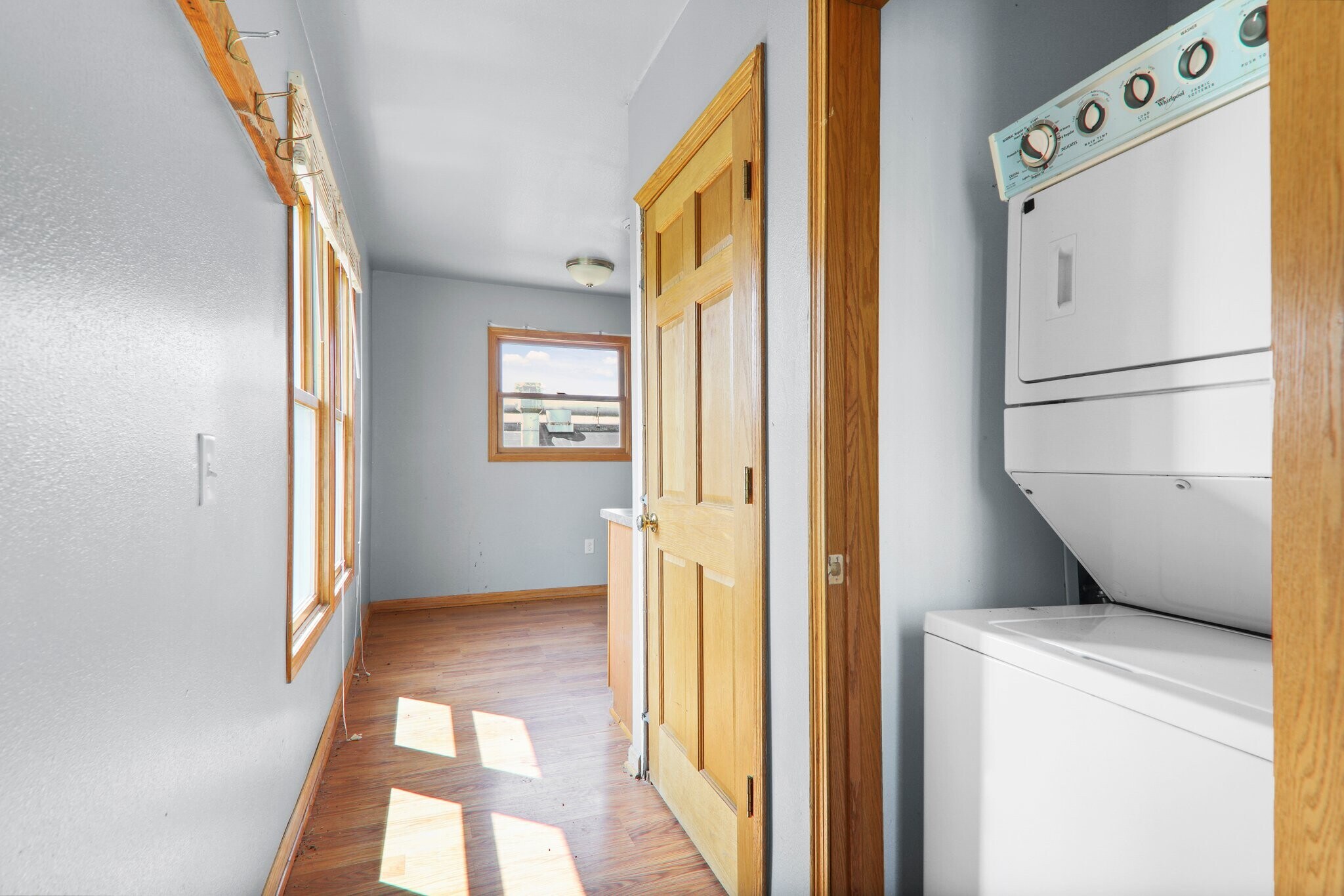 Washer/Dryer in unit - 217 E Jefferson St