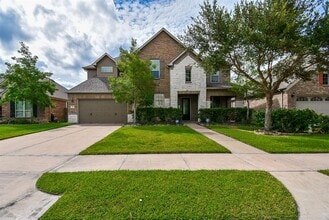Building Photo - 25807 Somerset Meadows Ct