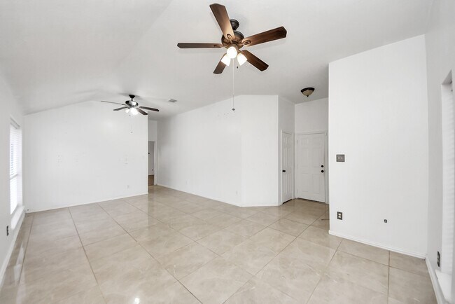 Building Photo - 21019 Stoney Haven Dr