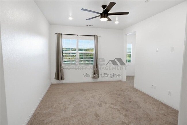 Building Photo - 22728 Harmony Dr
