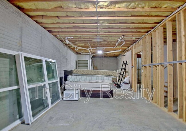 Building Photo - 175 Ridgeway Ct