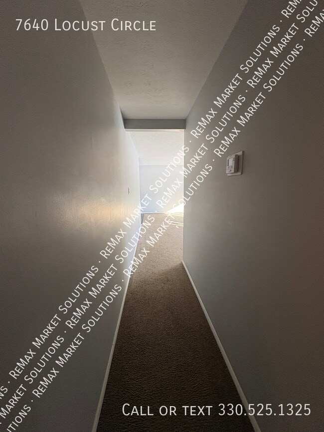 Building Photo - 7640 Locust Cir