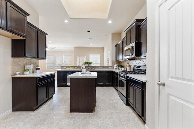 Building Photo - 19027 W Windhaven Terrace Trail