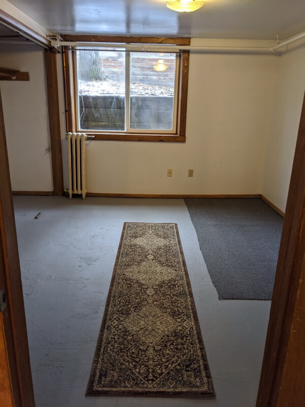 Building Photo - 109 S 8th Ave