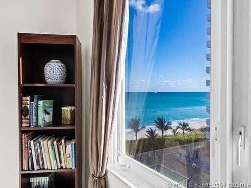 Building Photo - 3221 S Ocean Blvd
