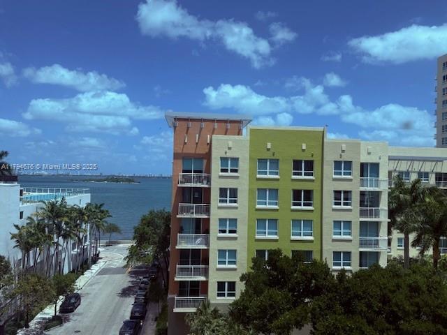Building Photo - 2001 Biscayne Blvd