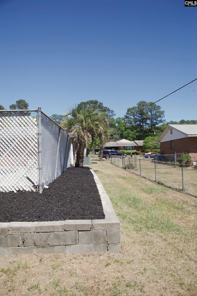 Building Photo - 826 Jefferson St