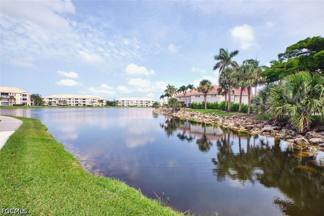 Building Photo - 9100 Southmont Cove