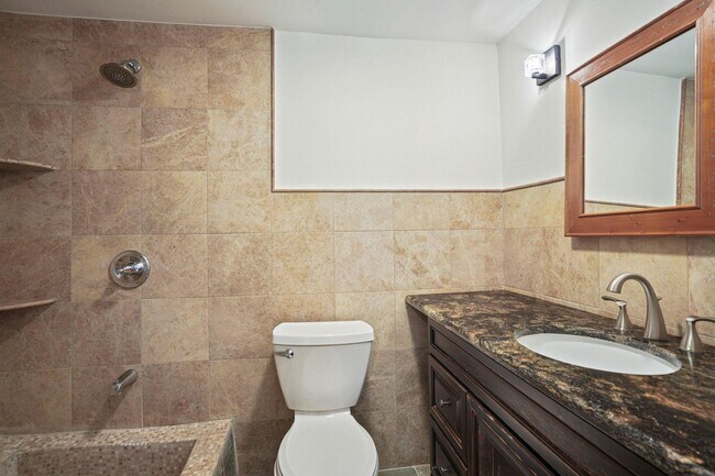 Building Photo - 7712 Dolly Dr