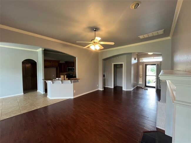Building Photo - 753 Caroline Dr