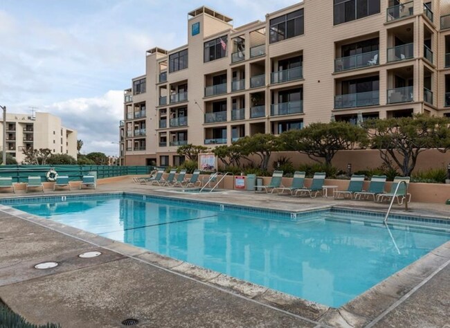 Building Photo - 140 The Village