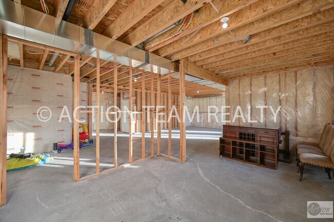 Building Photo - Fully furnished Home in Lehi, UT