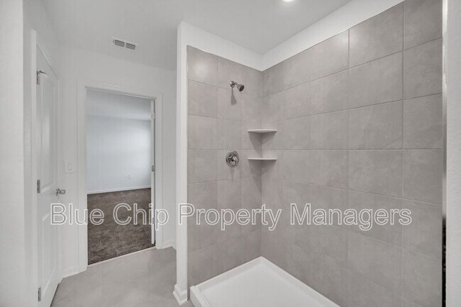 Building Photo - 2209 Aquifer Ln