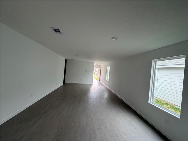 Building Photo - 29655 Knollwood Bay Rd