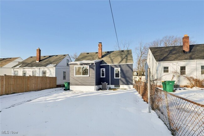 Building Photo - 21316 Watson Rd