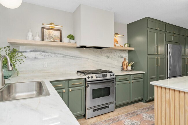 Building Photo - 36 White Bark Pl