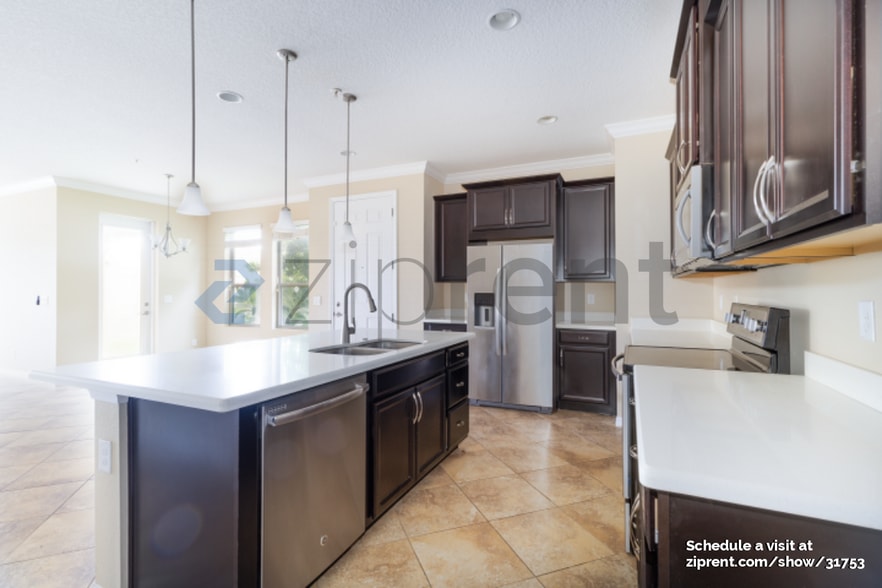 Building Photo - 210 Merry Brook Cir