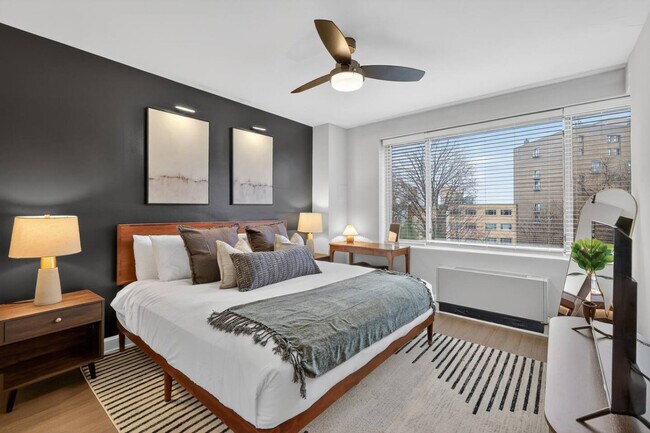 Building Photo - 1500 Arlington Blvd