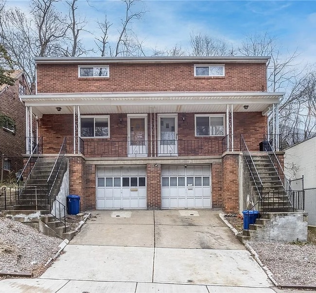 Building Photo - 2273 Pauline Ave