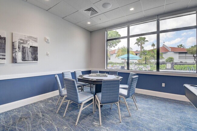 Building Photo - 6525 S Oriole Blvd