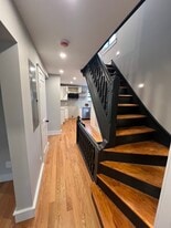 Building Photo - 85 Cannon St