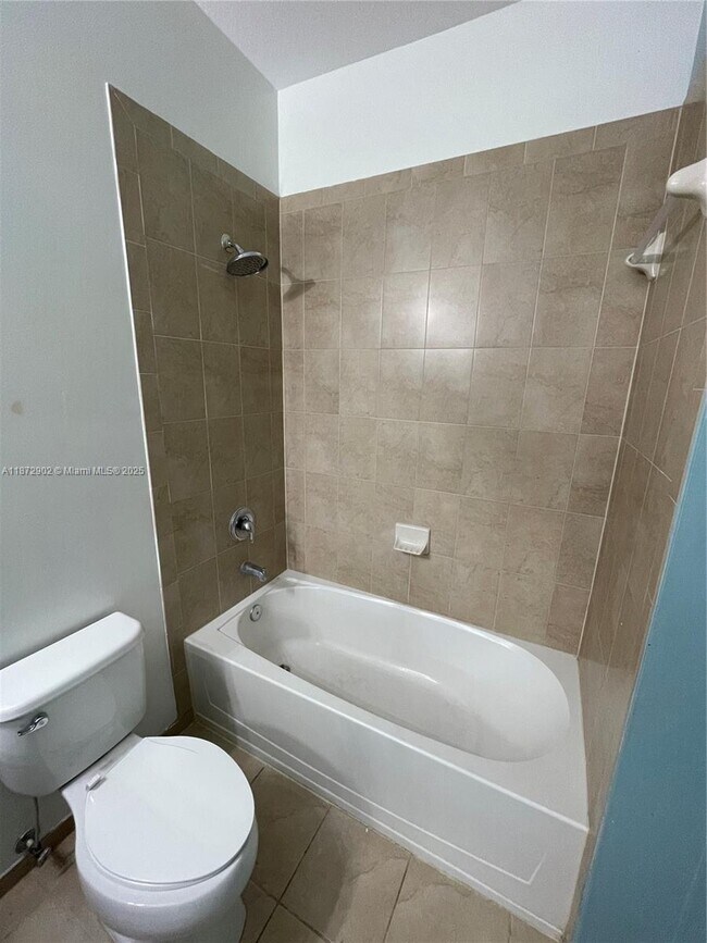 Building Photo - 9244 SW 227th Ln