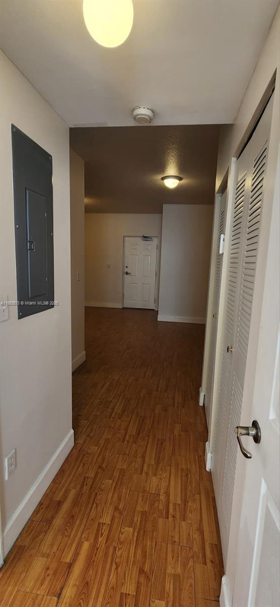 Building Photo - 115 SW 42nd Ave