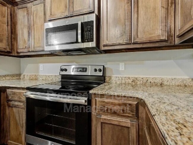 Building Photo - 4313 Edinburg Way