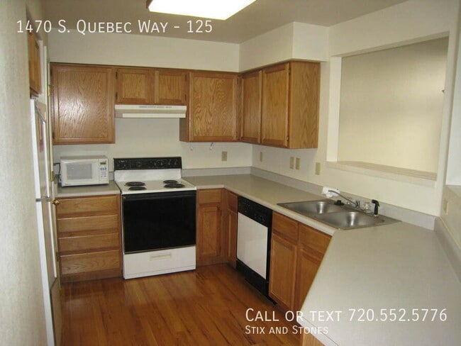 Building Photo - 1470 S Quebec Way