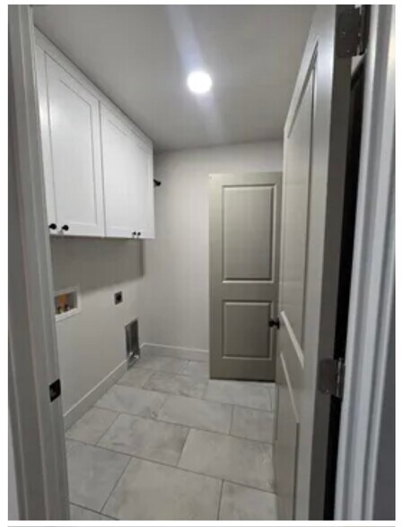 laundry room - 1168 Jasper Loop