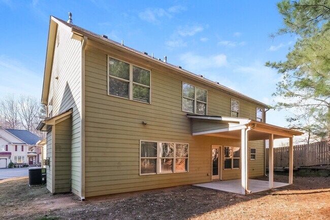 Building Photo - 261 Chandler Bluff Ct SE