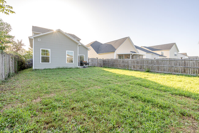 Building Photo - 1625 Musket Trail