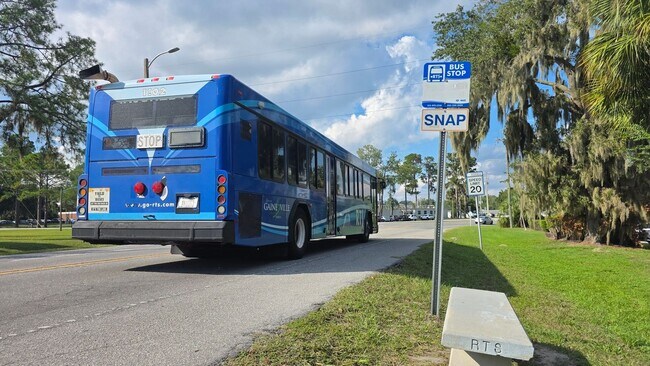 Building Photo - FOR RENT. 1 bedroom 1 bathroom condo first floor