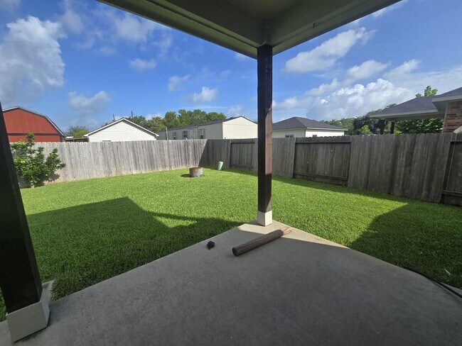 Building Photo - 7318 Parkview Dr